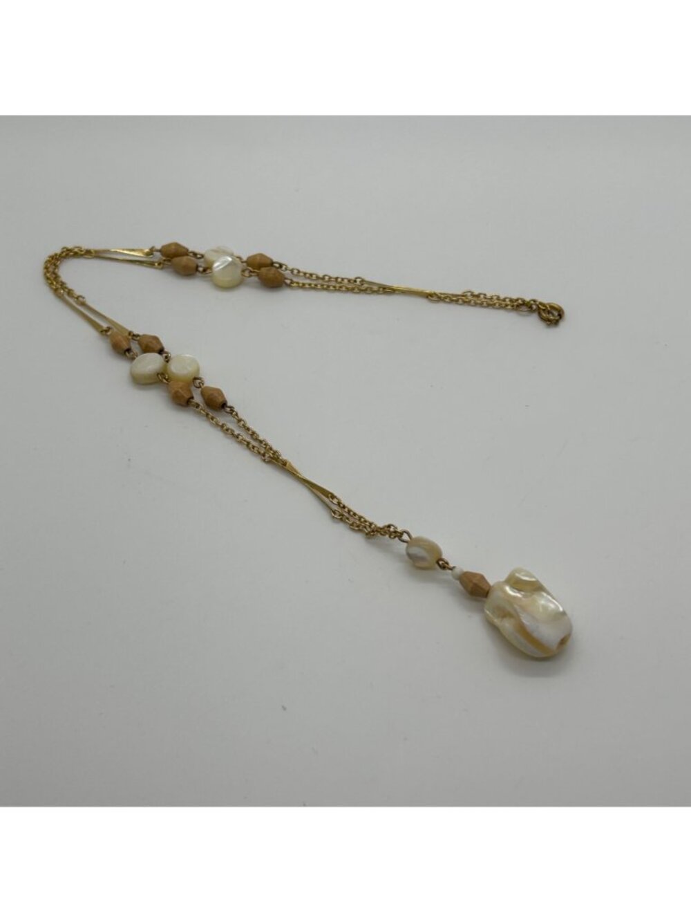 Vintage Gold Tone Necklace Mother Of Pearl & Acrylic Beads Boho Tropical Cruise - Picture 2 of 8